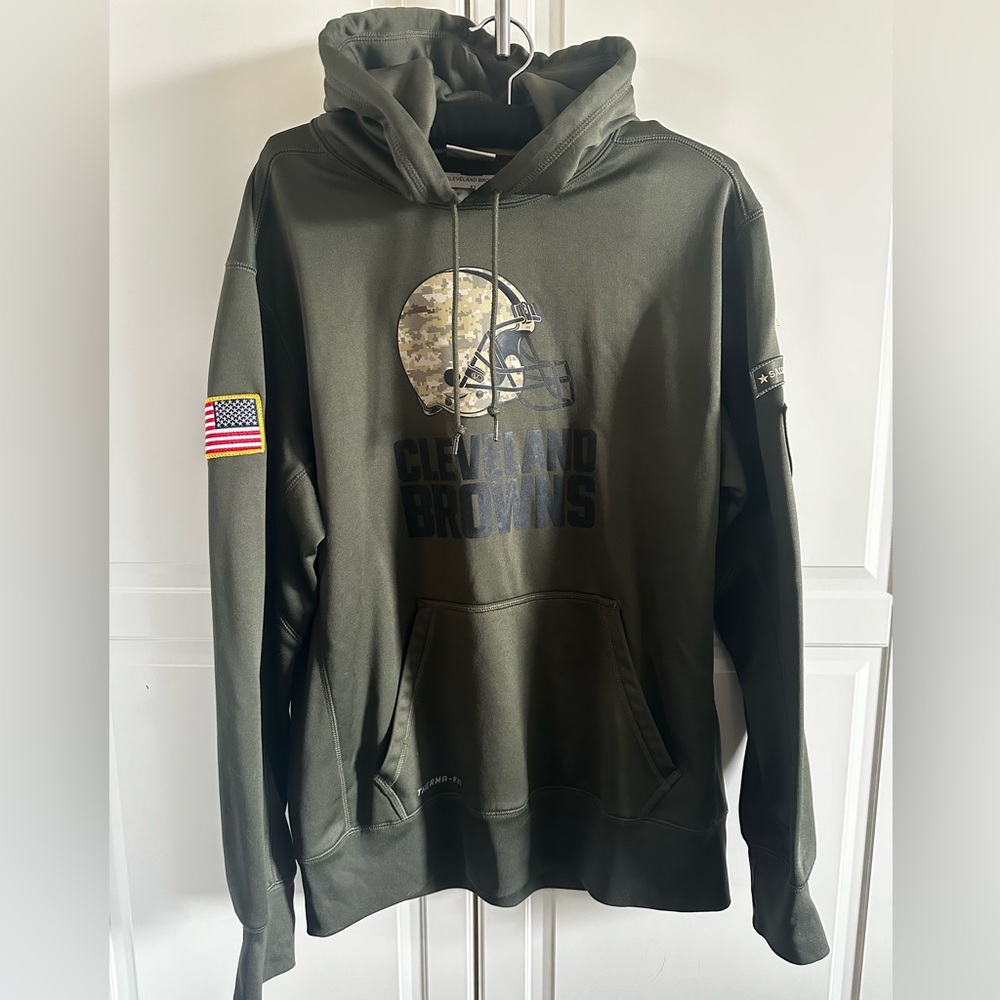 NFL Player Issued Cleveland Browns Salute to Service OnField Football Hoodie